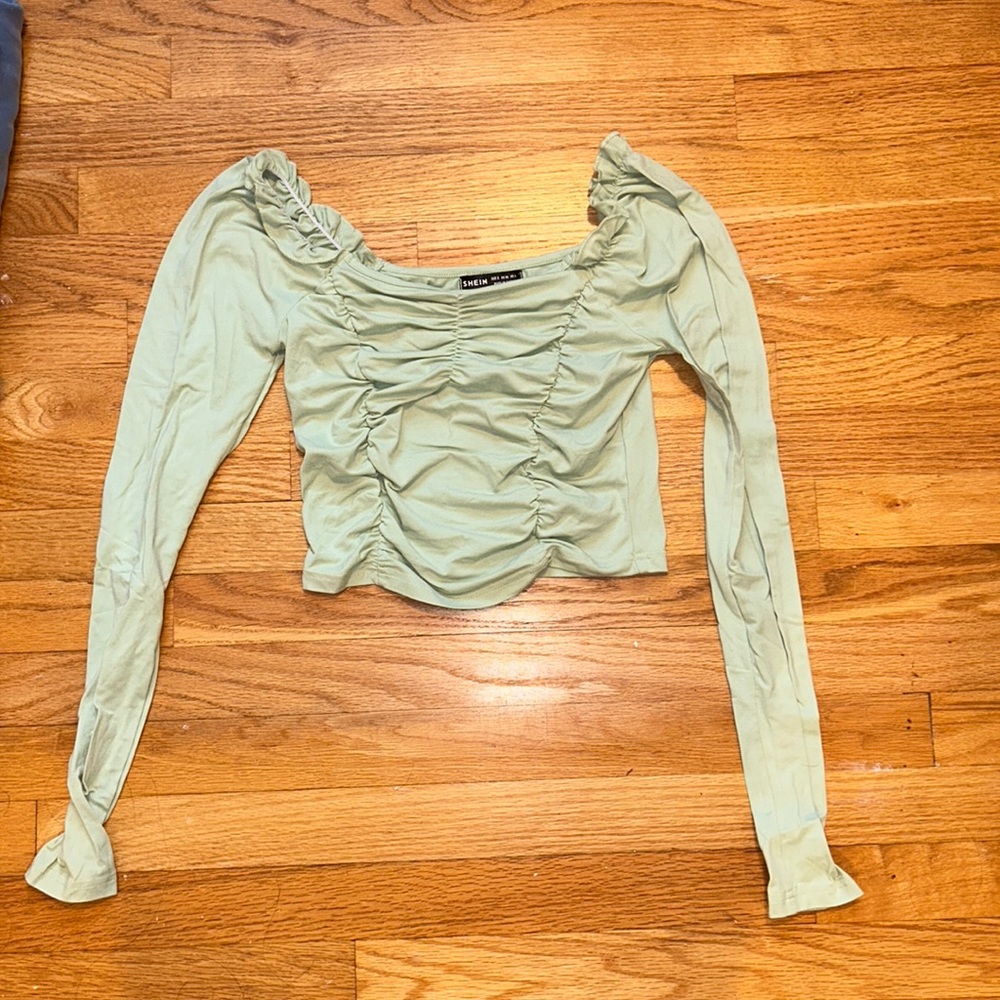 Ruched mint green long sleeve